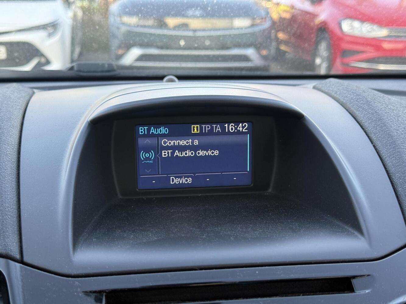 Ford Fiesta vaihtoauto