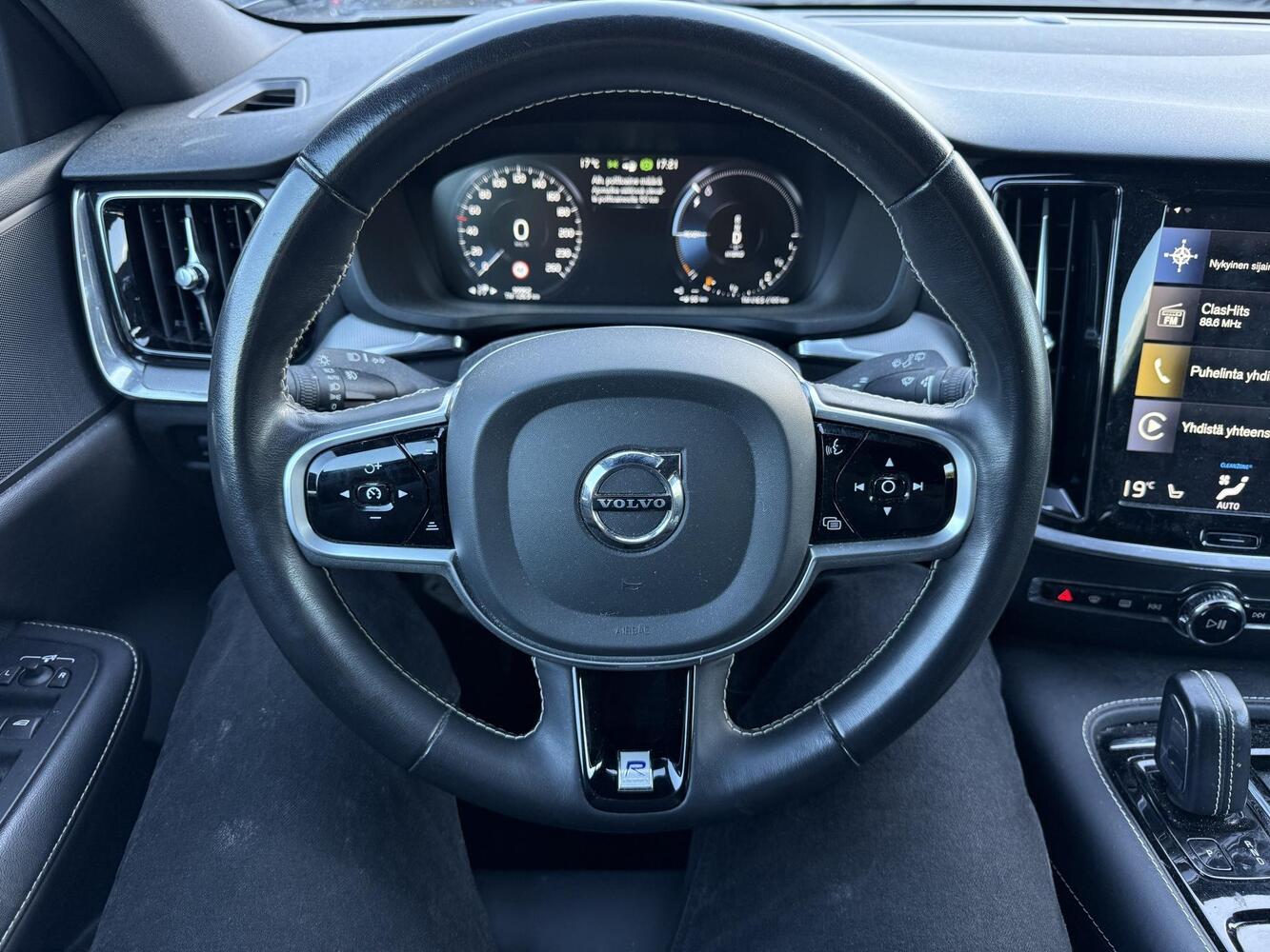 Volvo V60 vaihtoauto