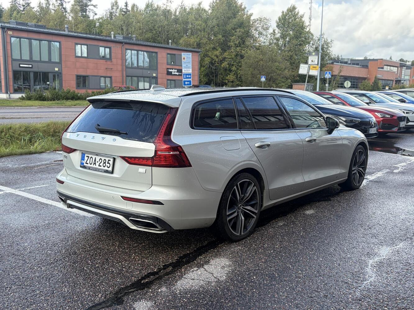 Volvo V60 vaihtoauto
