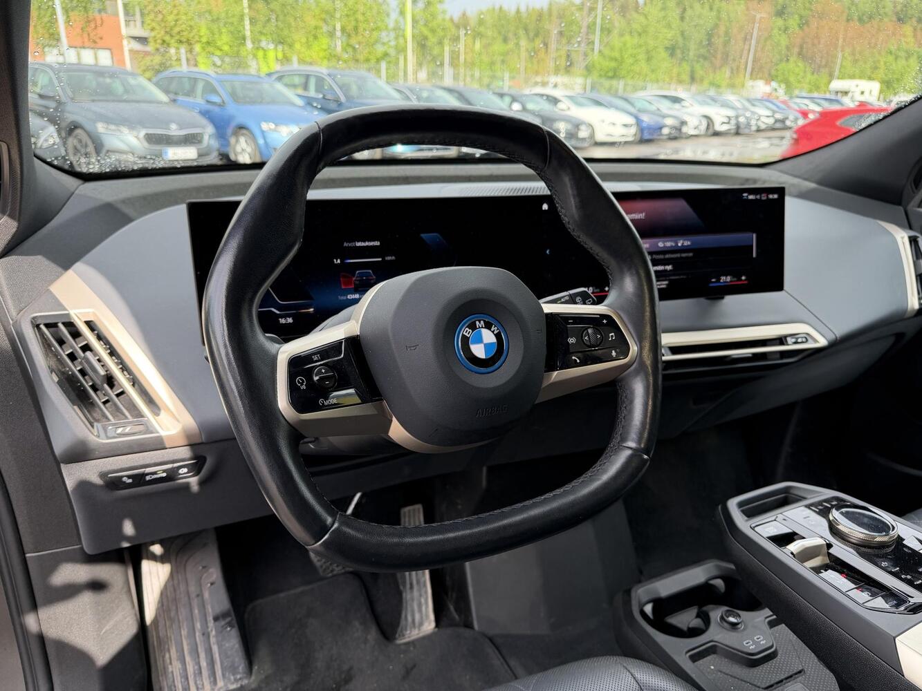 BMW iX vaihtoauto
