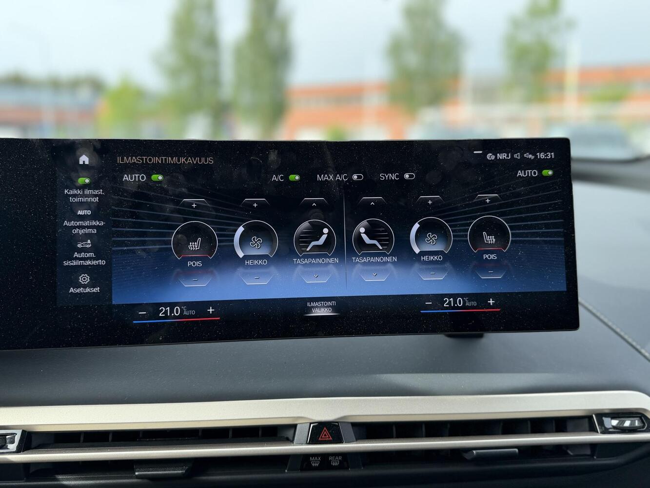BMW iX vaihtoauto