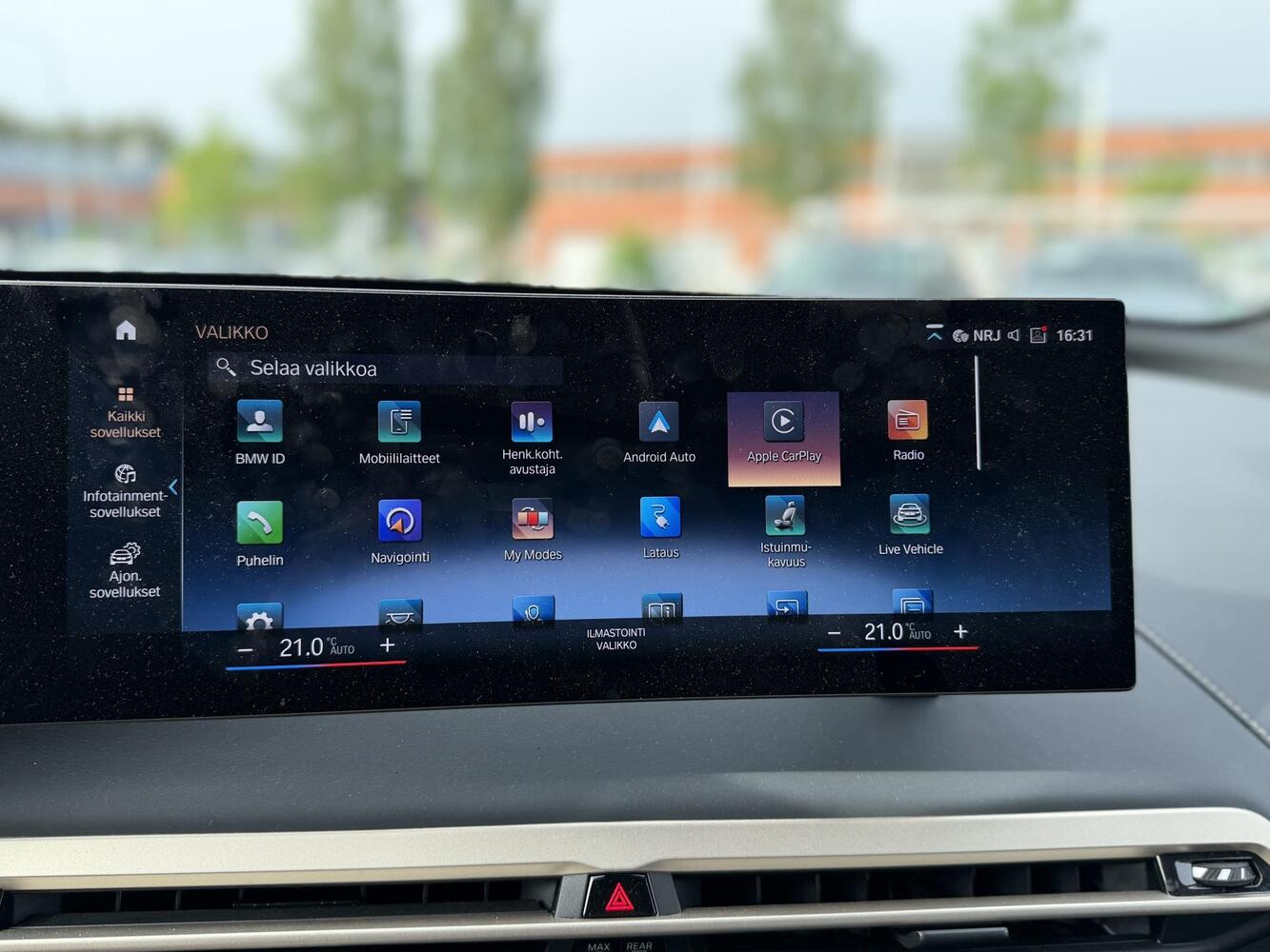 BMW iX vaihtoauto