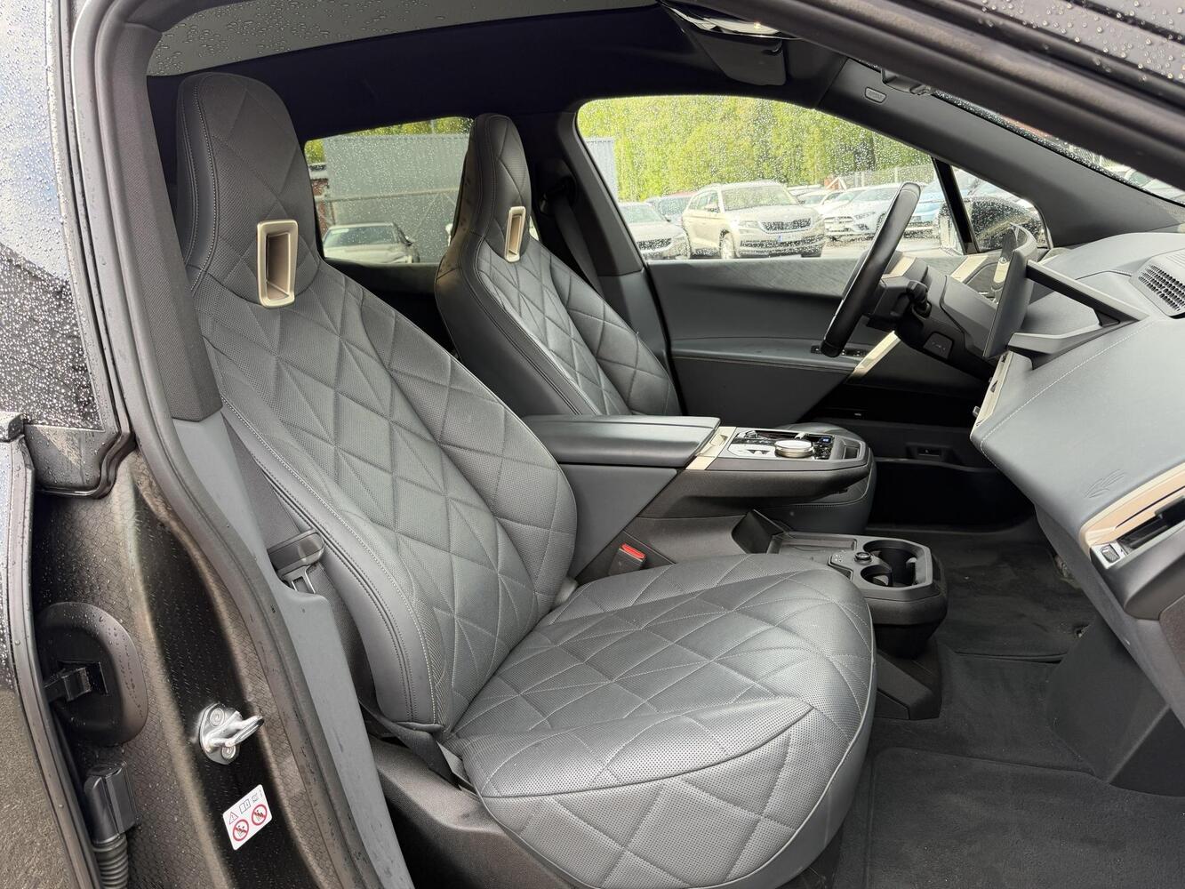 BMW iX vaihtoauto
