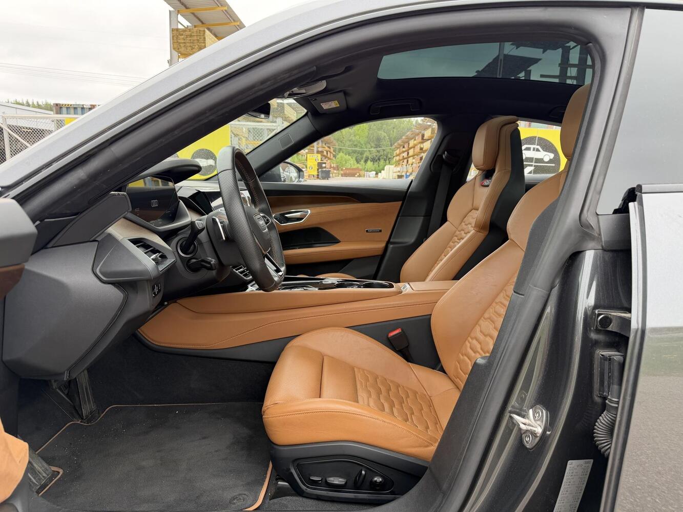 Audi e-tron GT vaihtoauto
