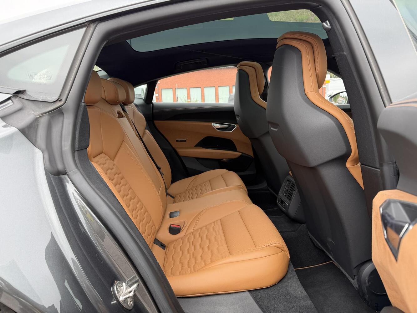 Audi e-tron GT vaihtoauto