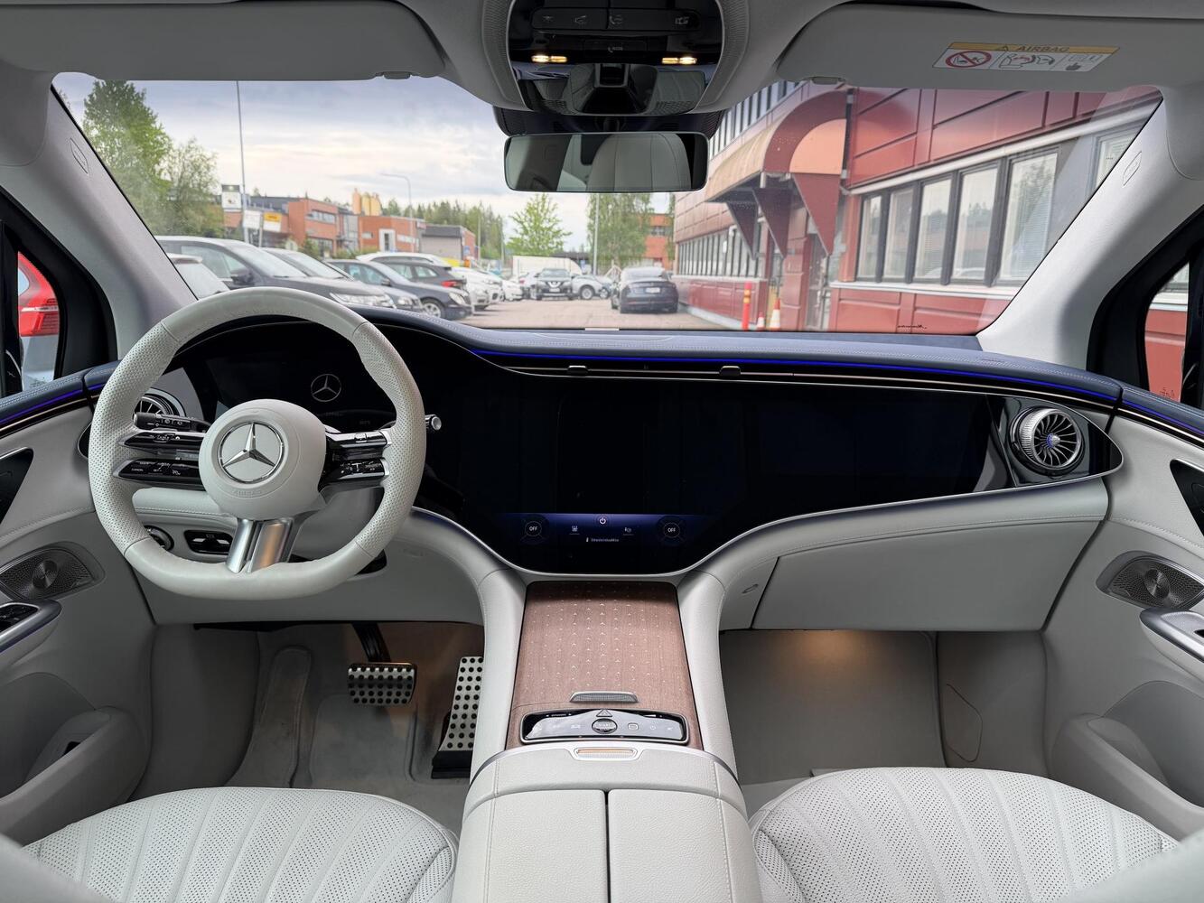 Mercedes-Benz EQE vaihtoauto