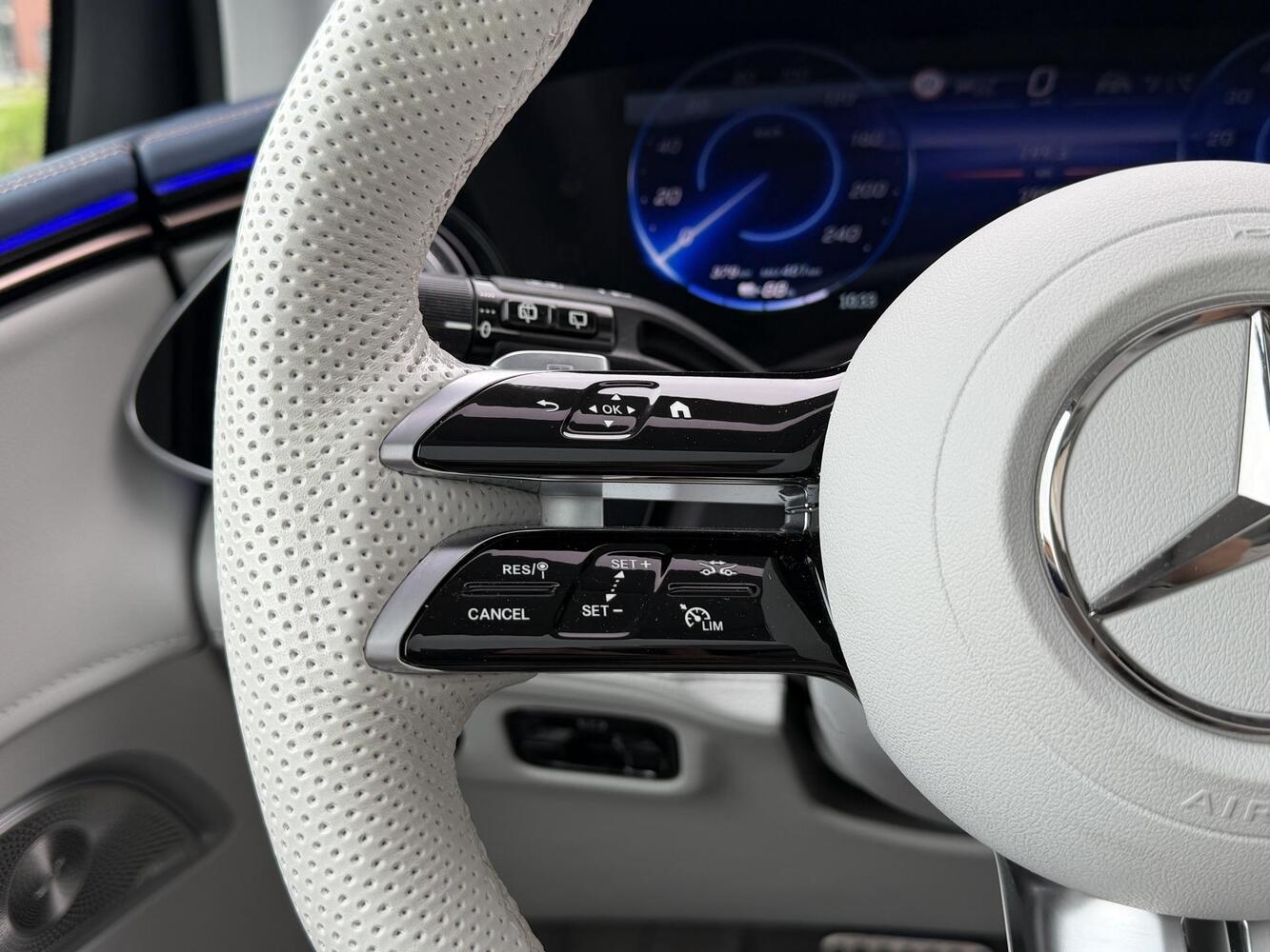 Mercedes-Benz EQE vaihtoauto