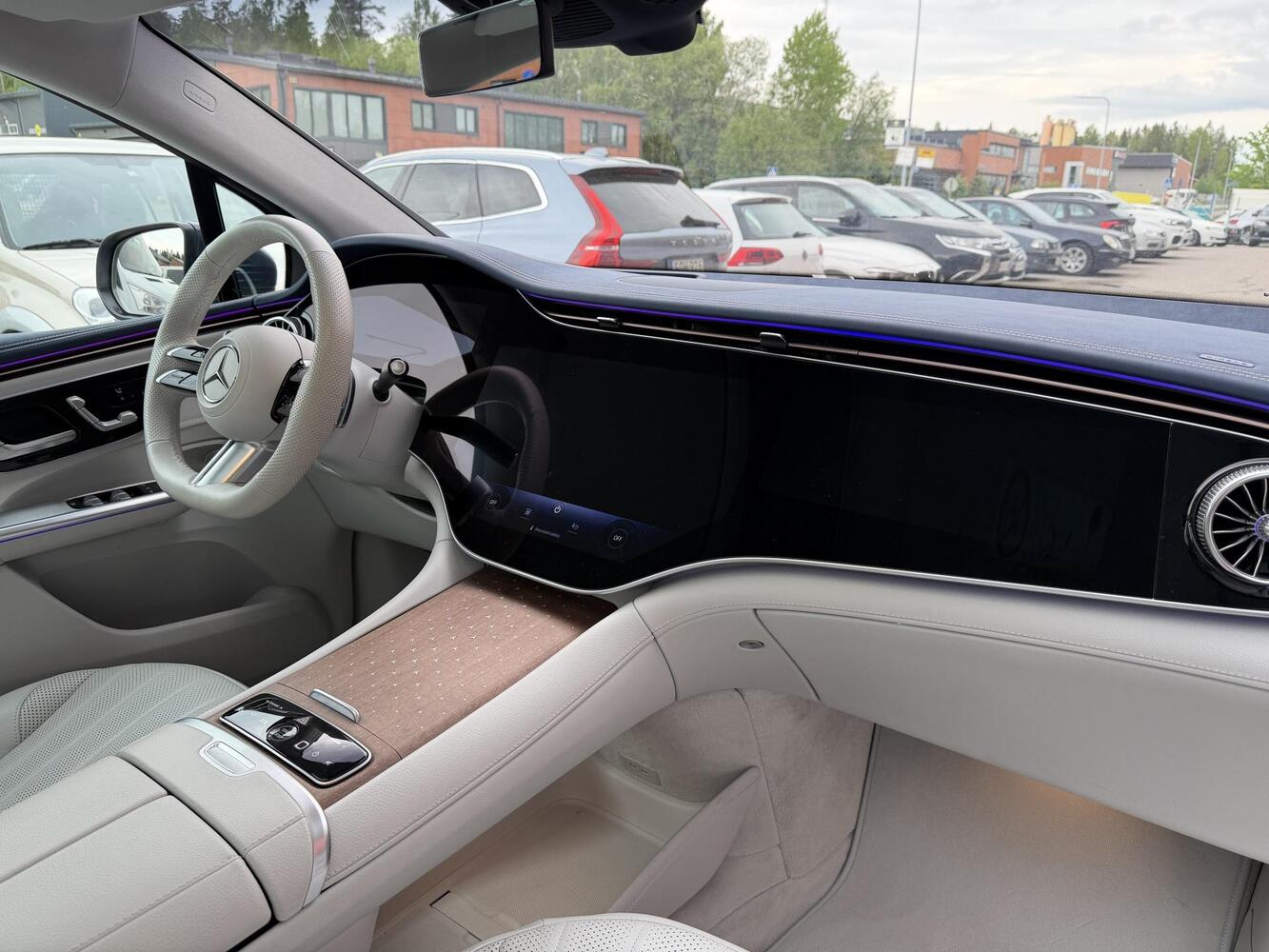 Mercedes-Benz EQE vaihtoauto