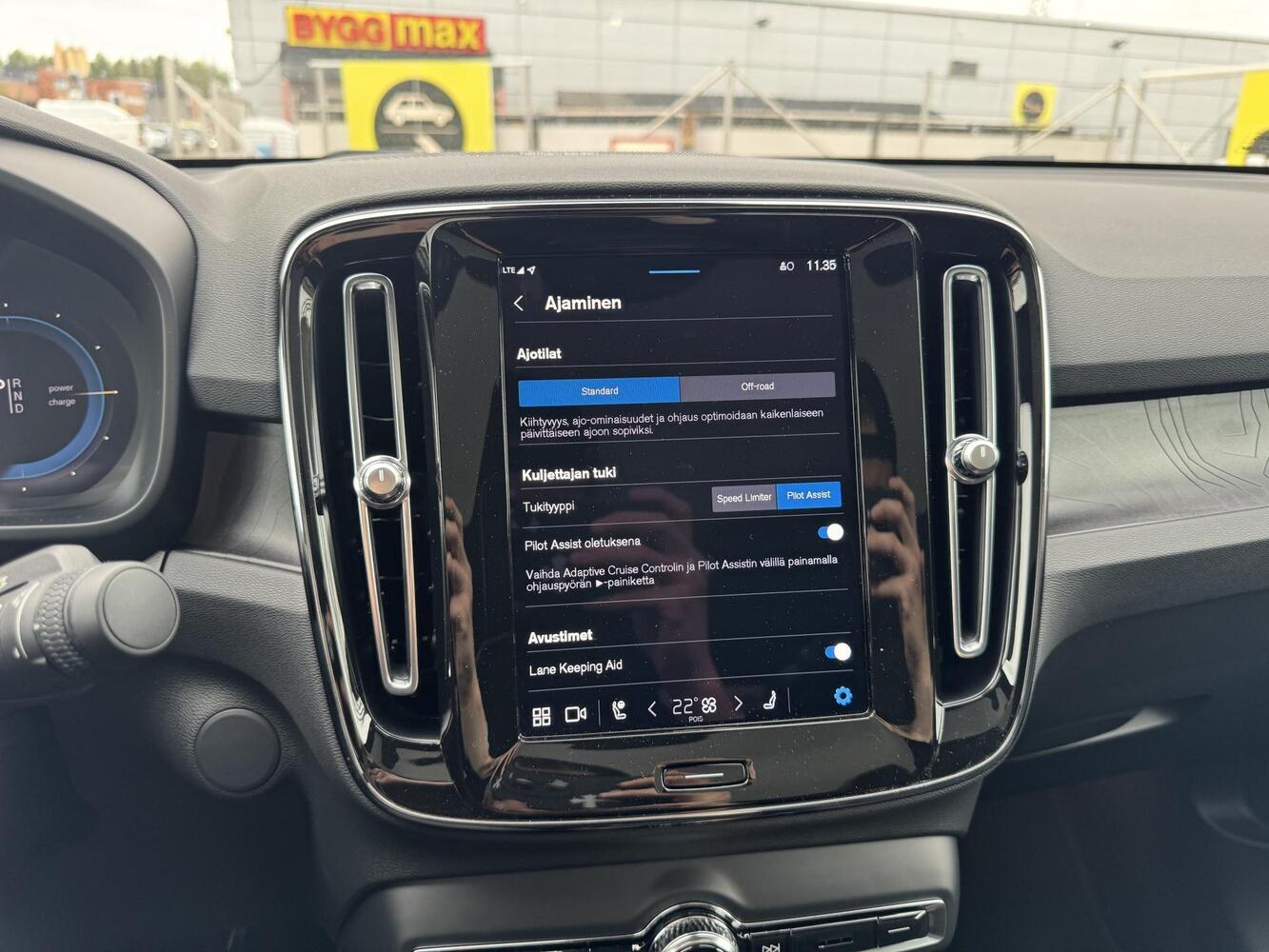 Volvo C40 vaihtoauto