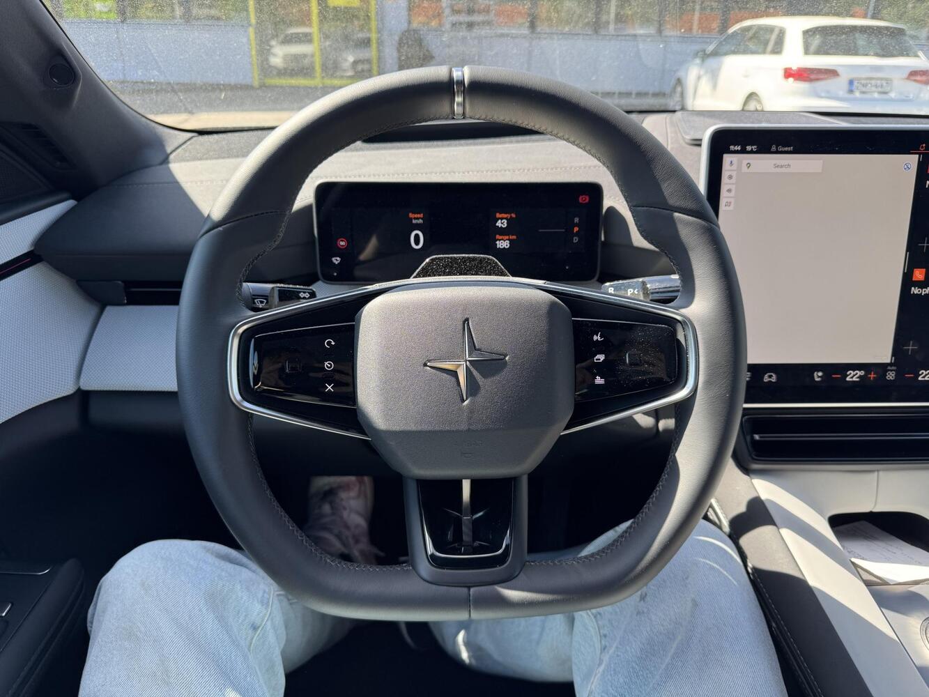 Polestar 4 vaihtoauto