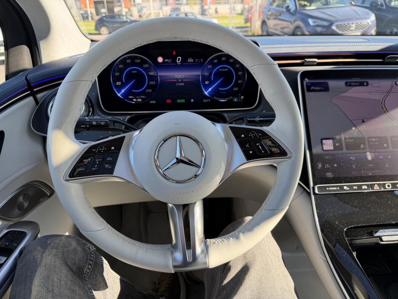 Mercedes-Benz EQE vaihtoauto