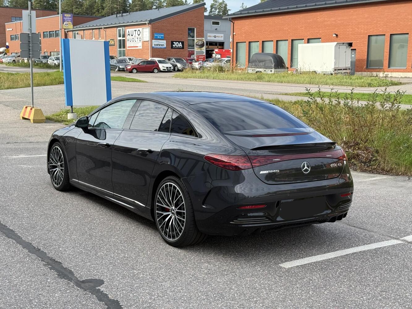 Mercedes-Benz EQE vaihtoauto