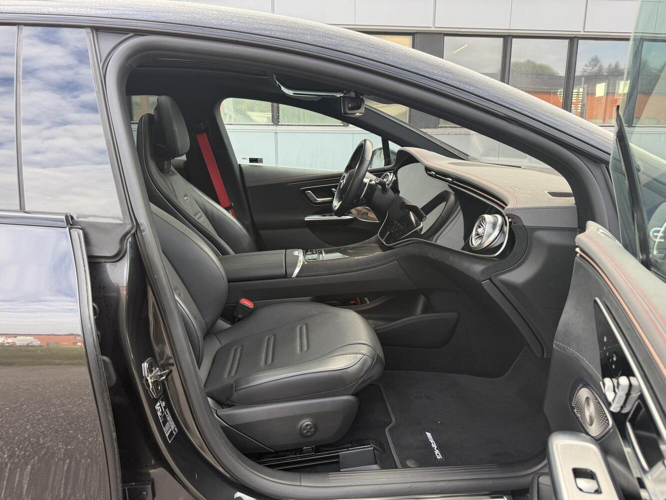 Mercedes-Benz EQE vaihtoauto