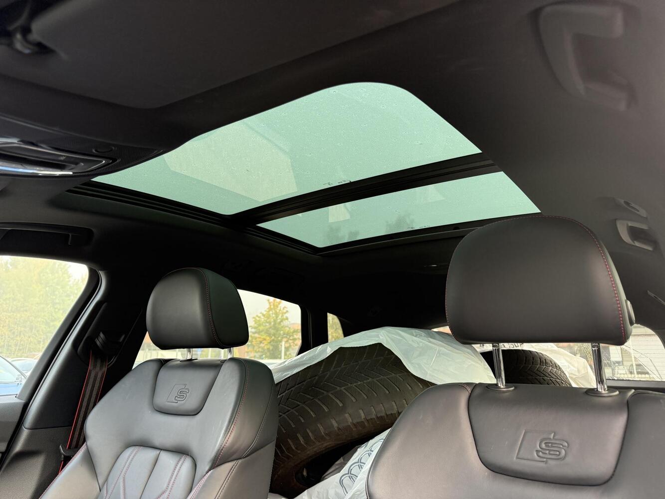 Audi Q8 e-tron vaihtoauto