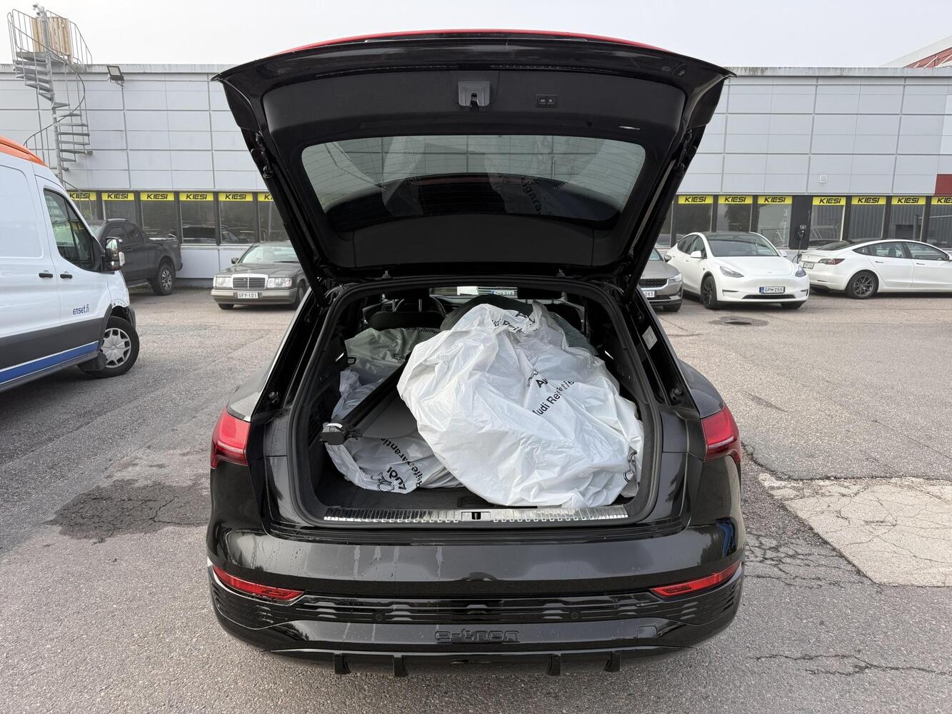 Audi Q8 e-tron vaihtoauto
