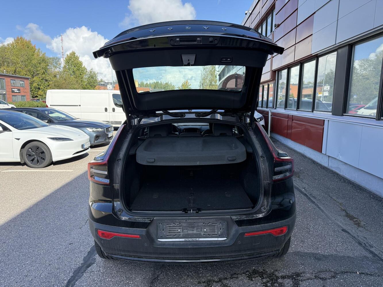 Volvo C40 vaihtoauto