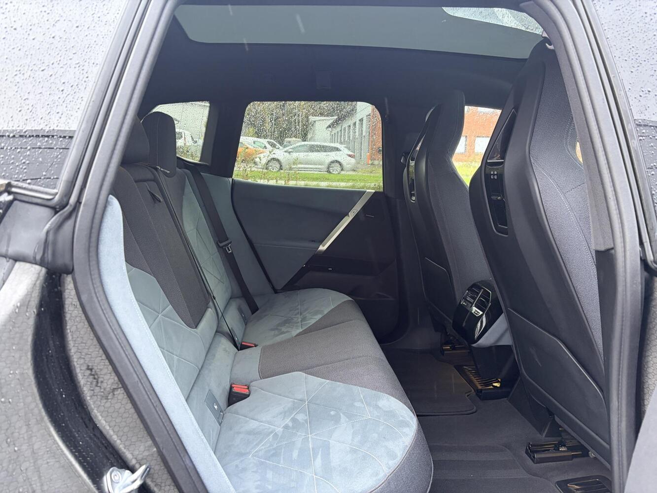 BMW iX vaihtoauto