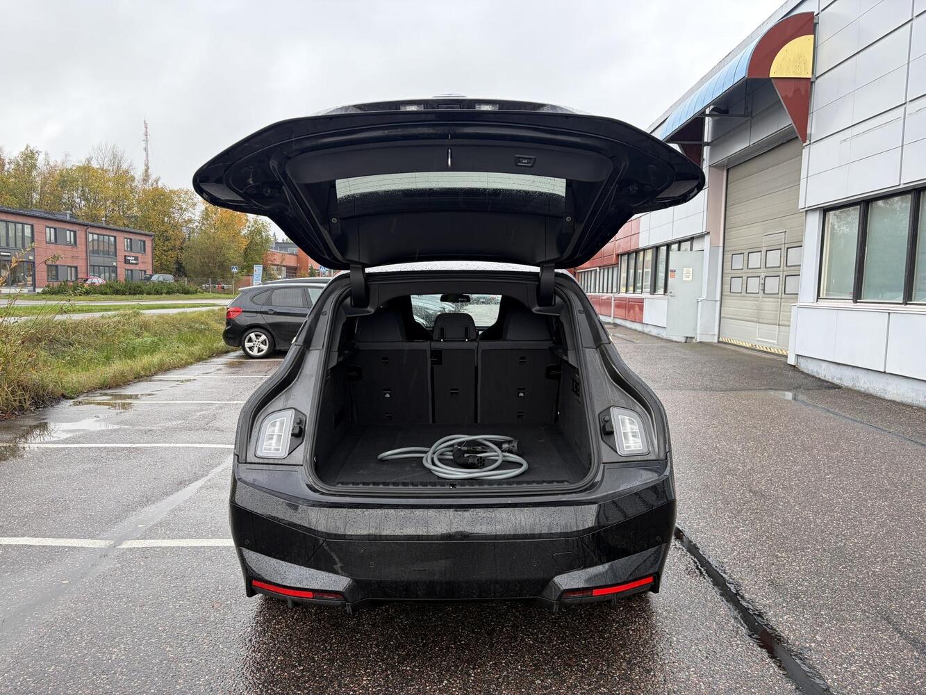 BMW iX vaihtoauto