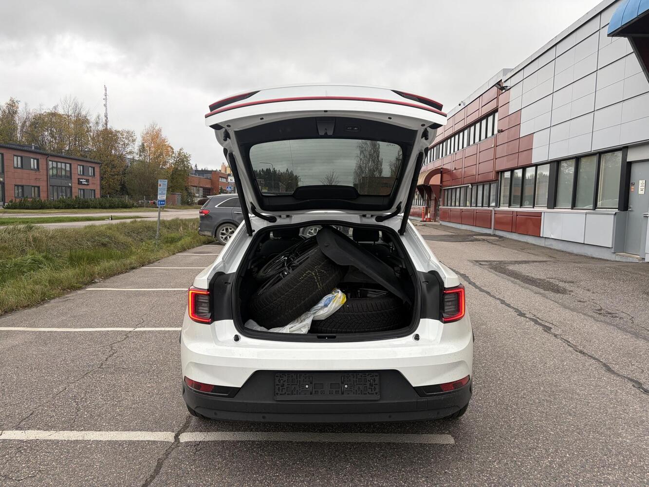 Polestar 2 vaihtoauto