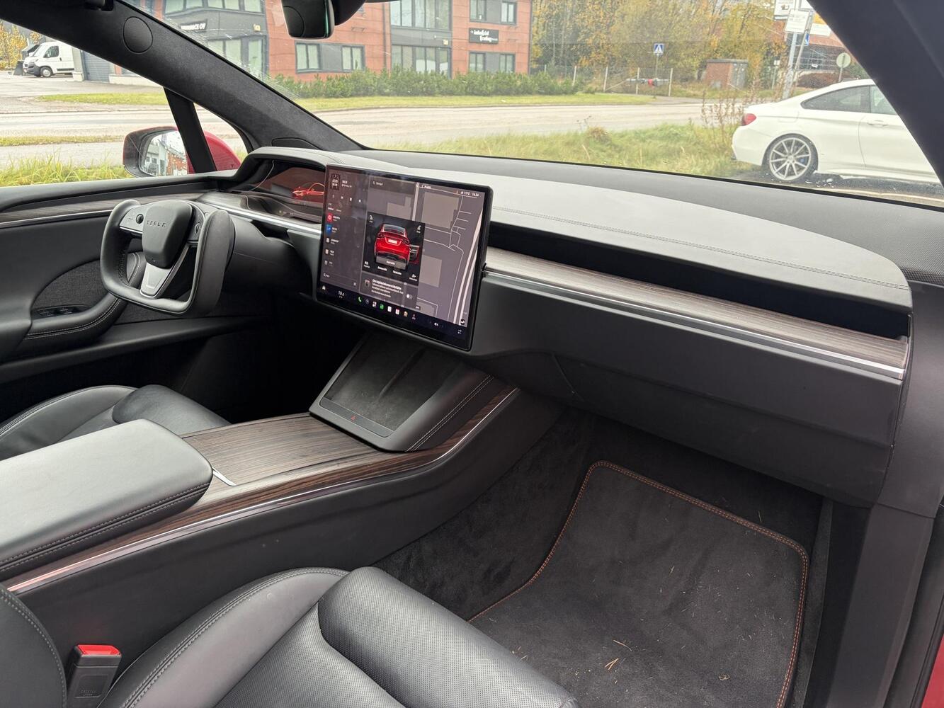 Tesla Model X vaihtoauto
