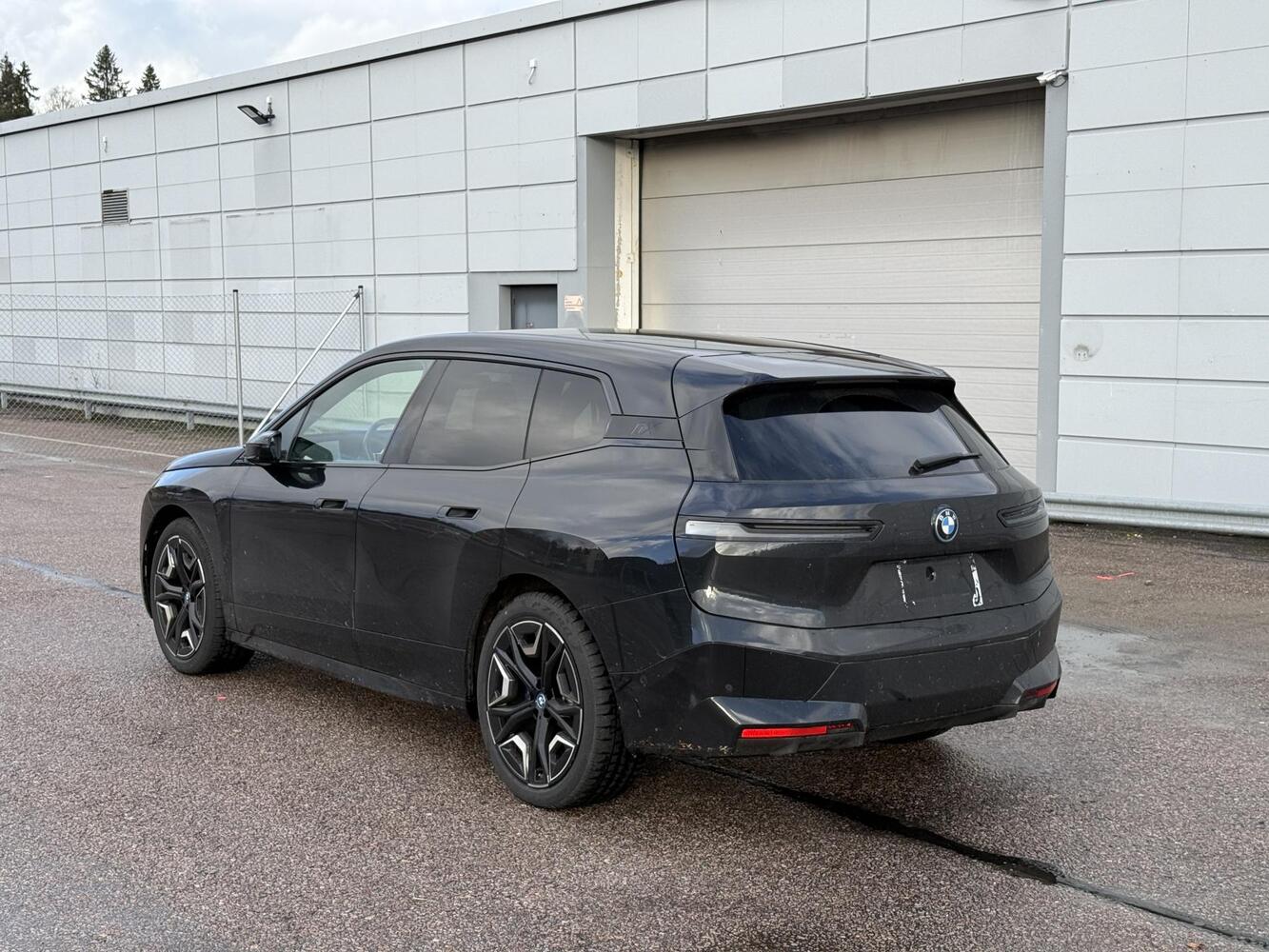 BMW iX vaihtoauto