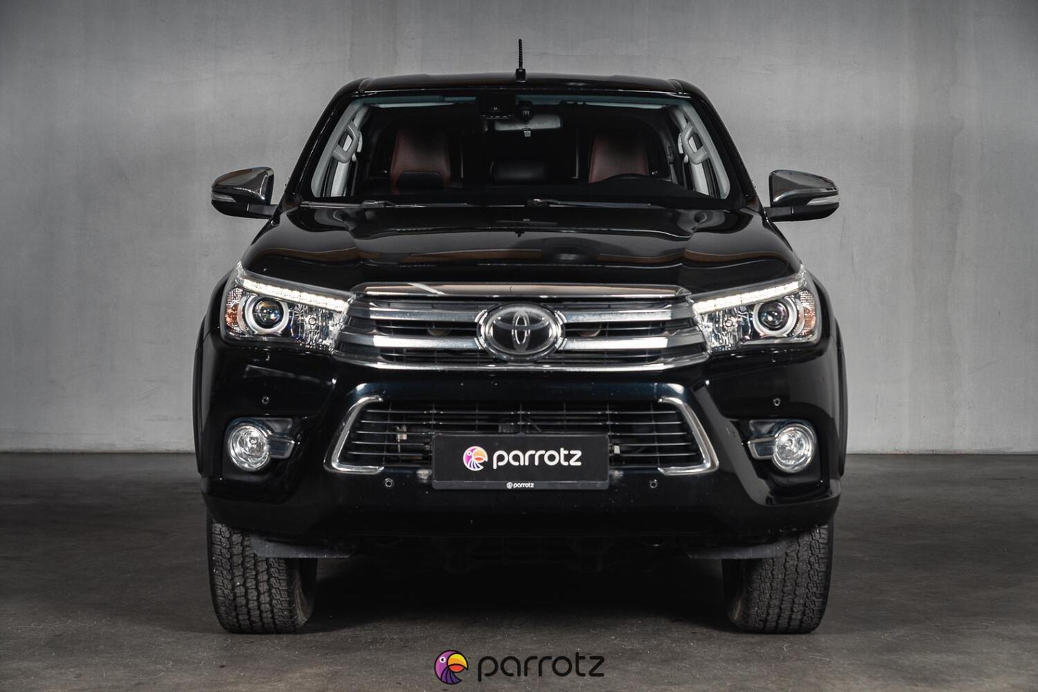 Toyota Hilux vaihtoauto