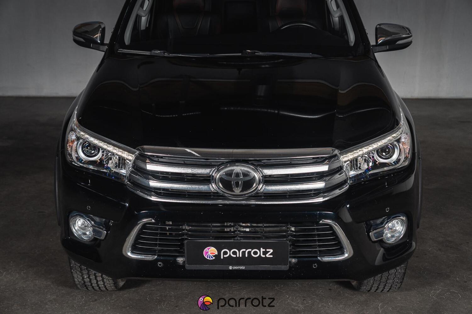 Toyota Hilux vaihtoauto