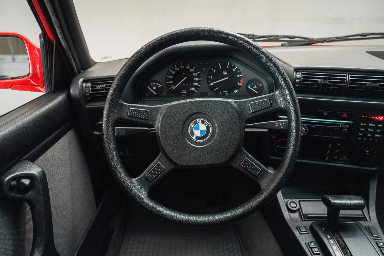 BMW 325 vaihtoauto