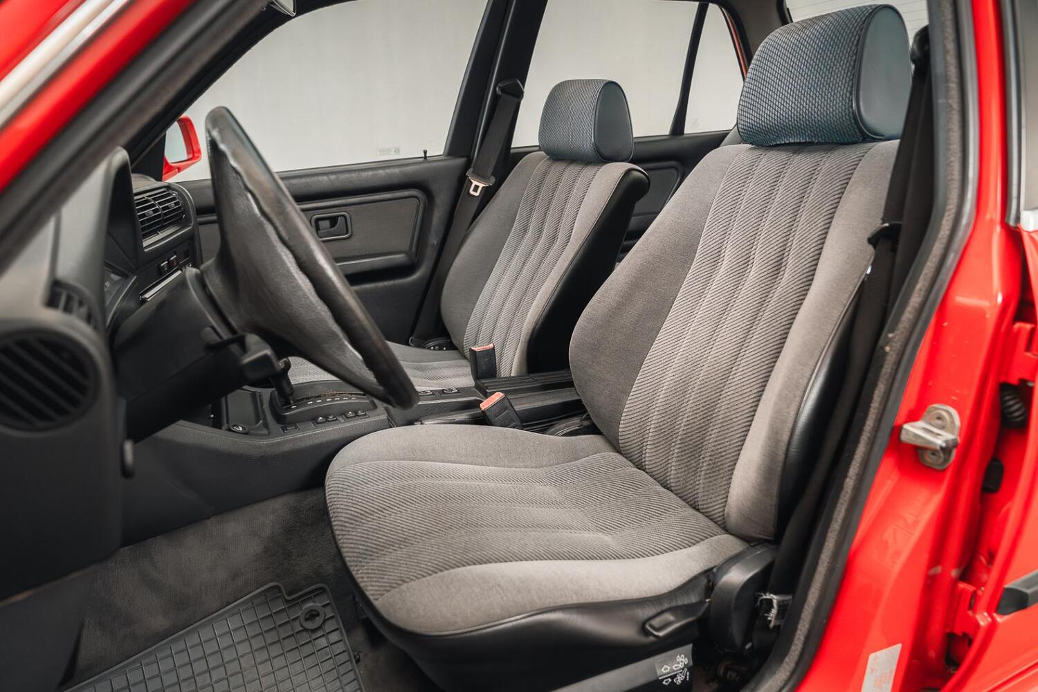 BMW 325 vaihtoauto