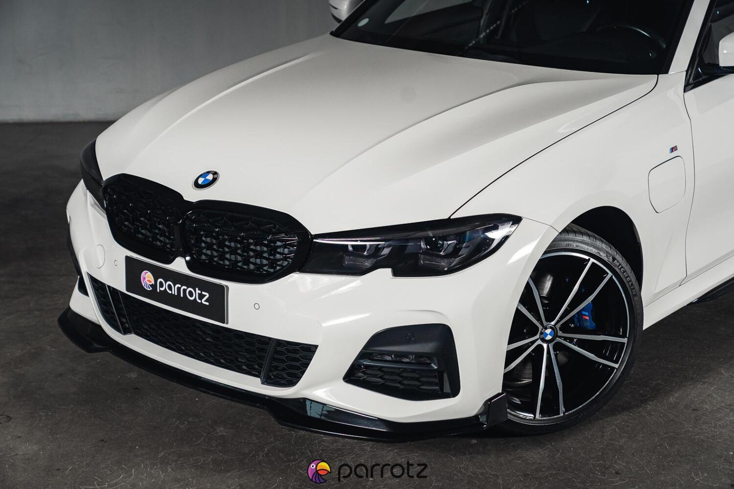 BMW 330 vaihtoauto