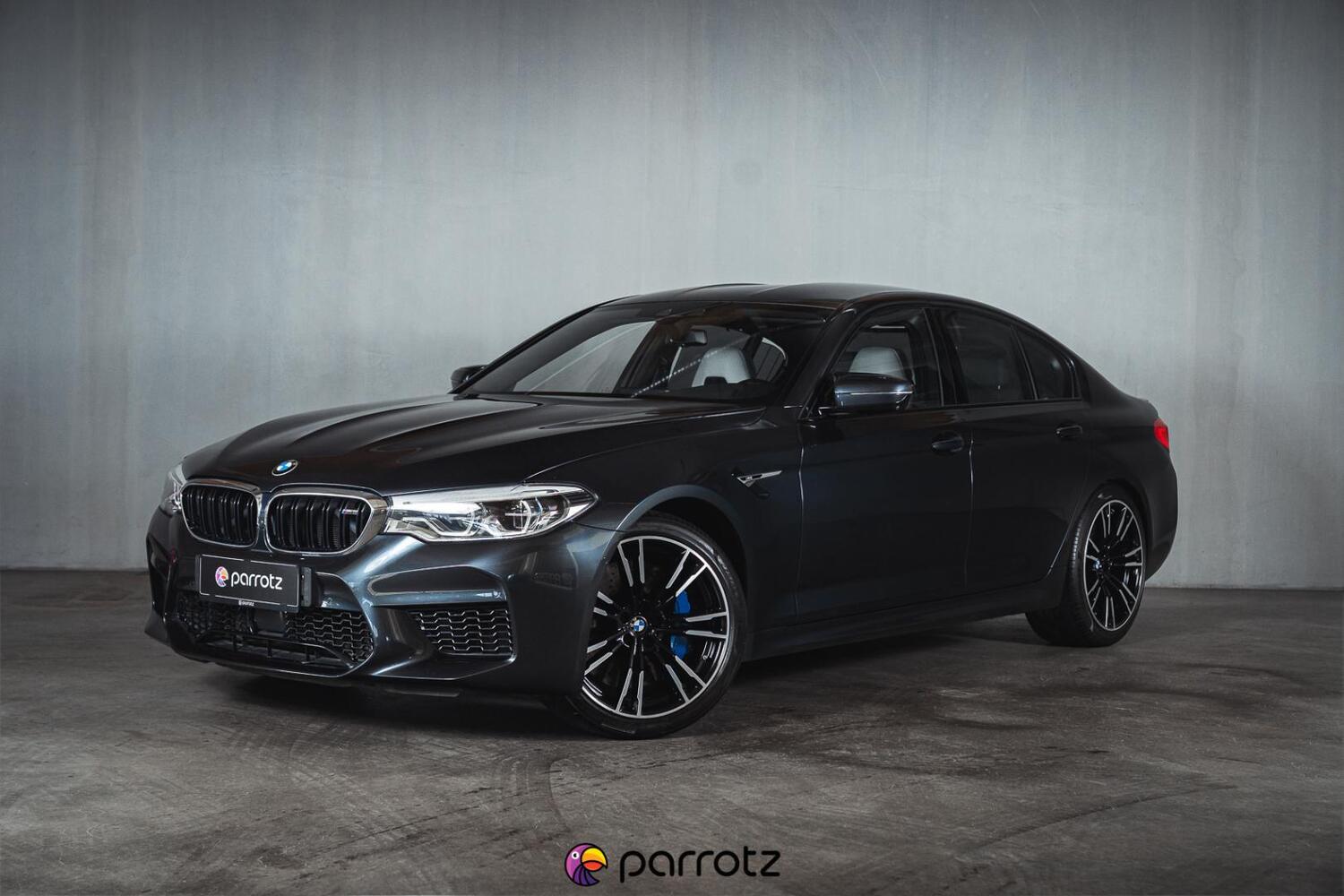 BMW M5 vaihtoauto