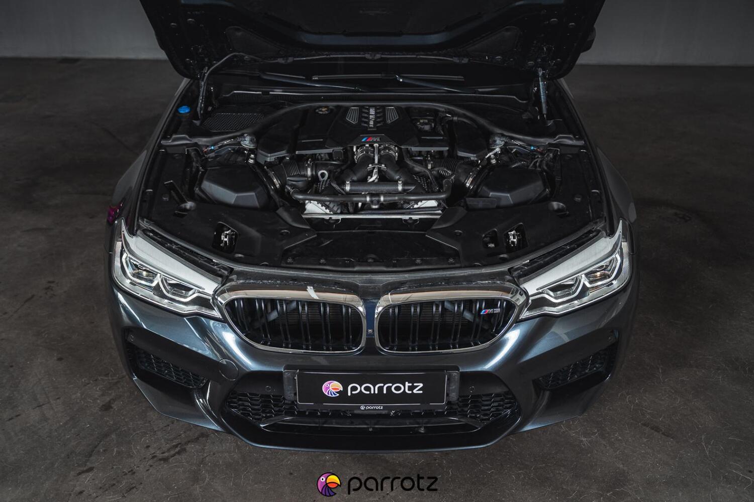BMW M5 vaihtoauto