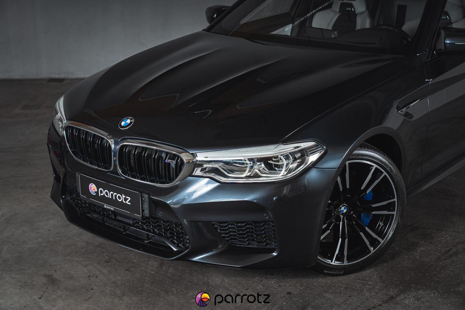 BMW M5 vaihtoauto