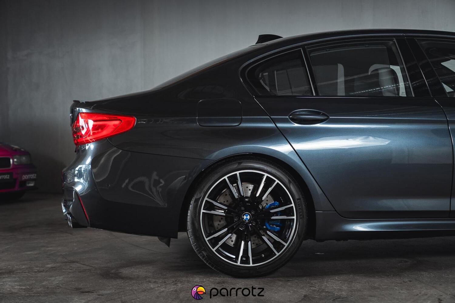 BMW M5 vaihtoauto