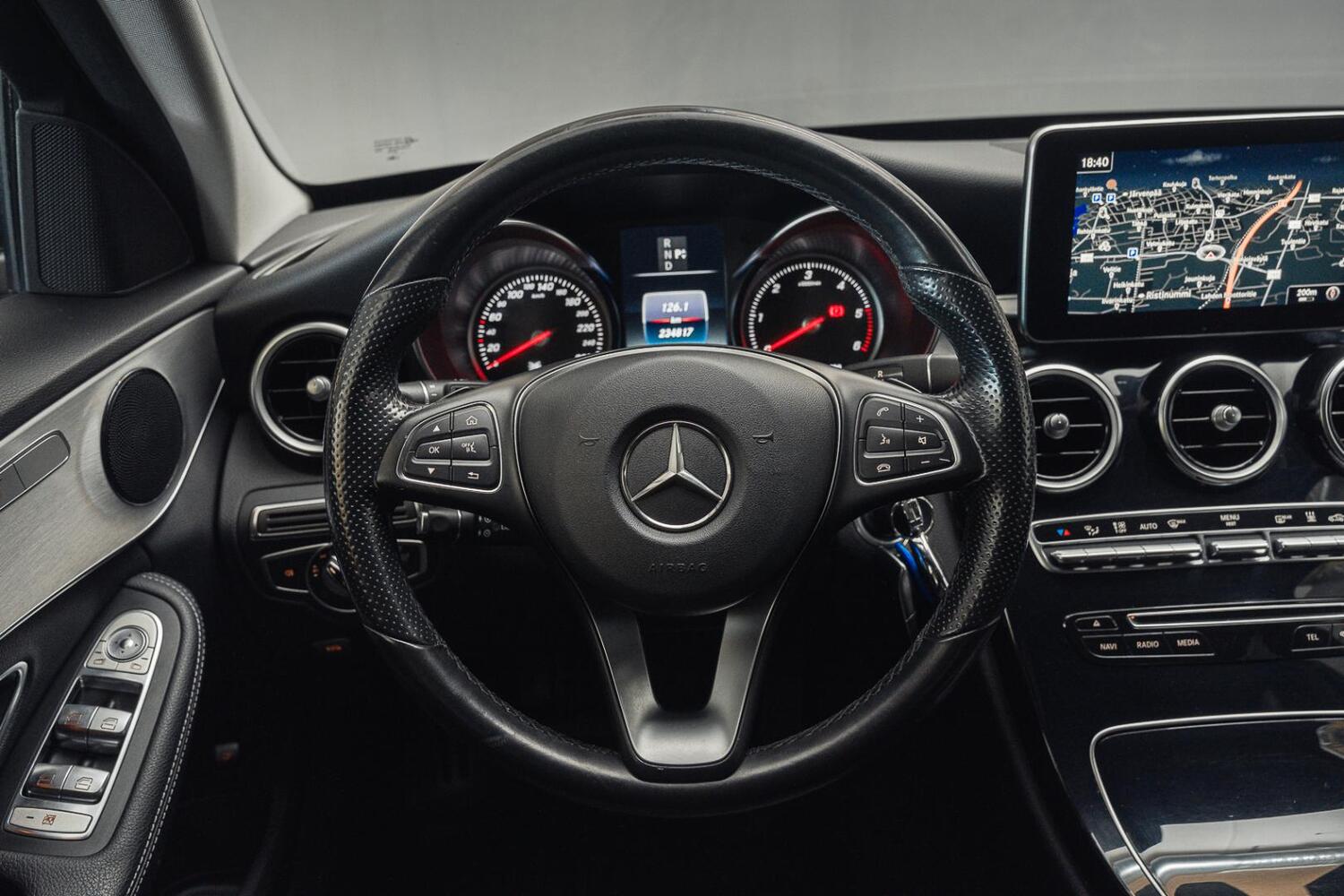 Mercedes-Benz C vaihtoauto
