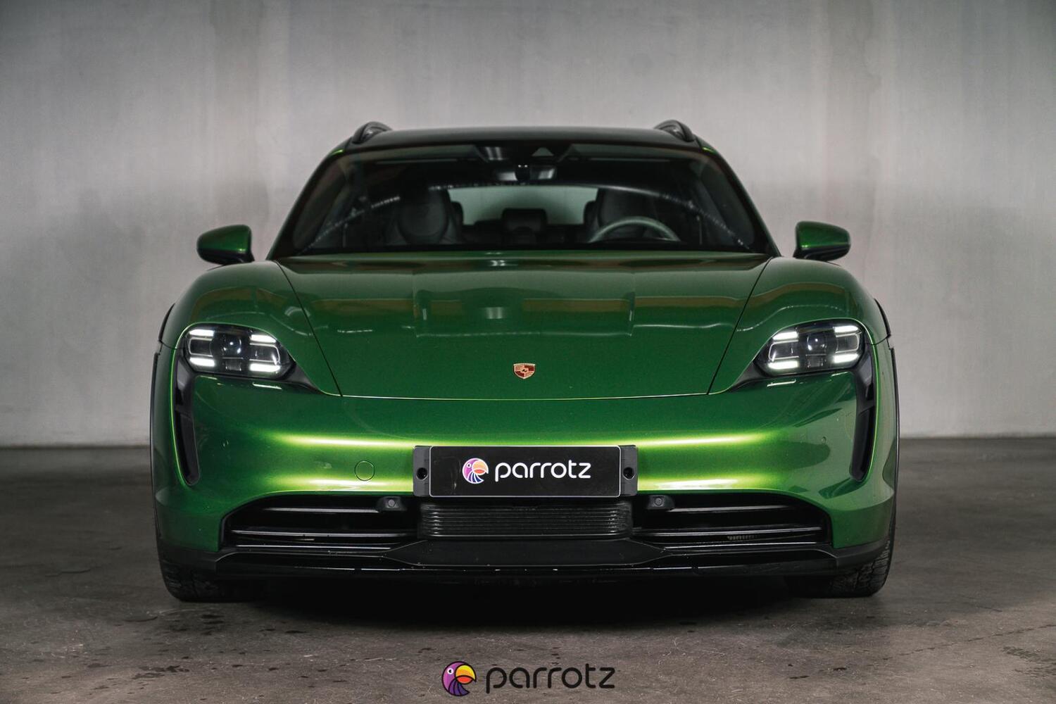 Porsche Taycan vaihtoauto