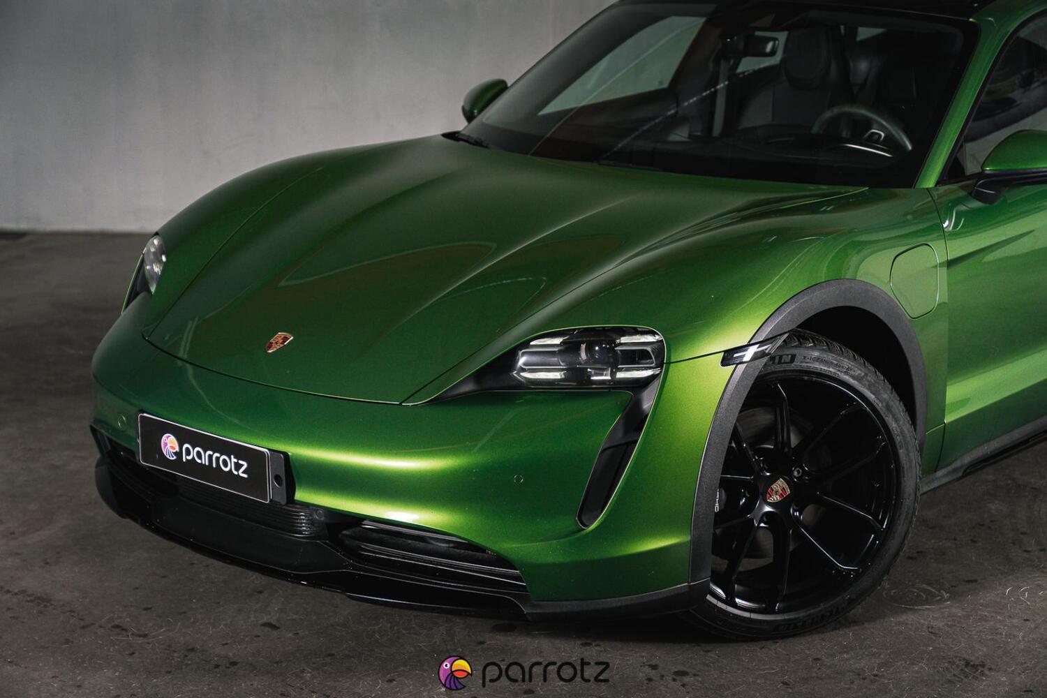 Porsche Taycan vaihtoauto