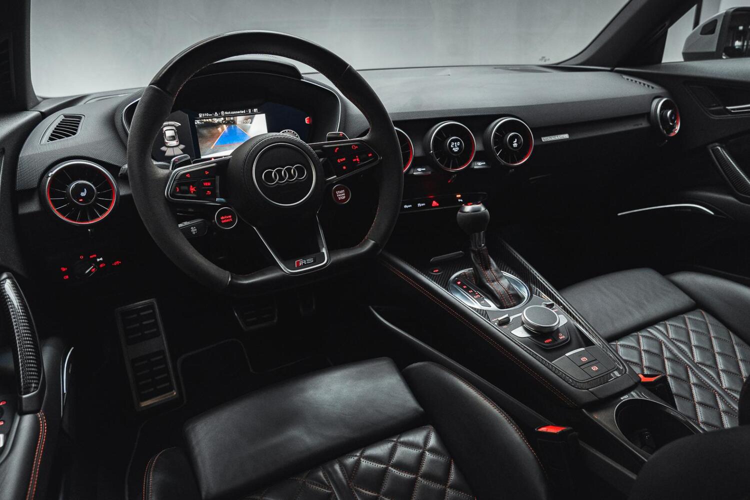 Audi TT RS vaihtoauto