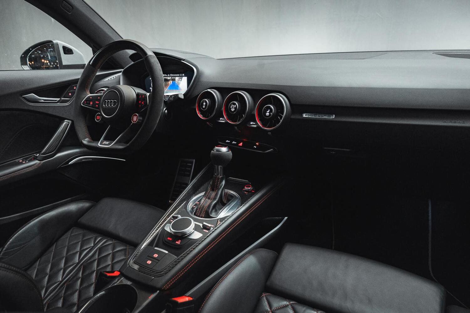 Audi TT RS vaihtoauto