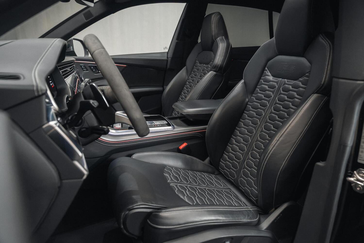 Audi RS Q8 vaihtoauto