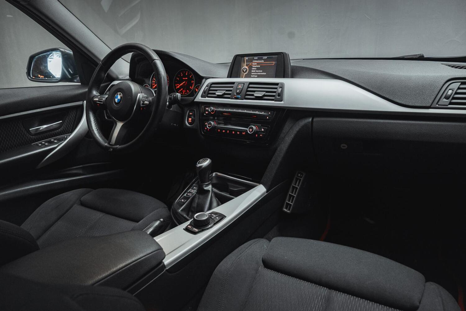 BMW 320 vaihtoauto