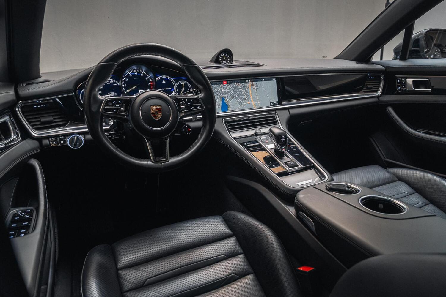 Porsche Panamera vaihtoauto