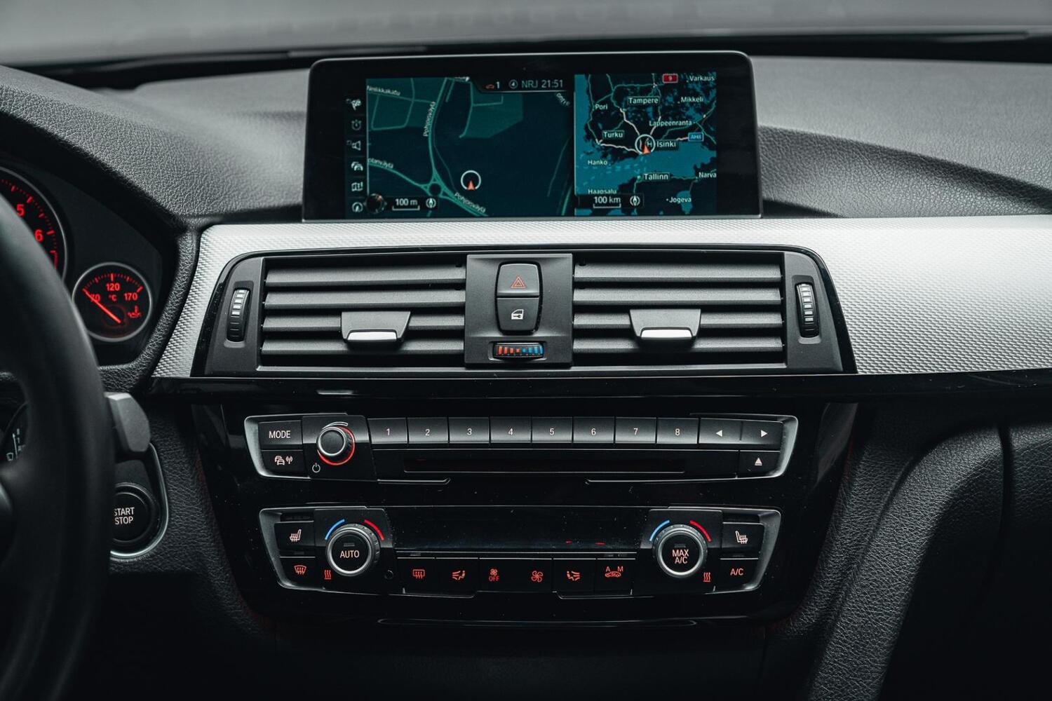 BMW 330 vaihtoauto