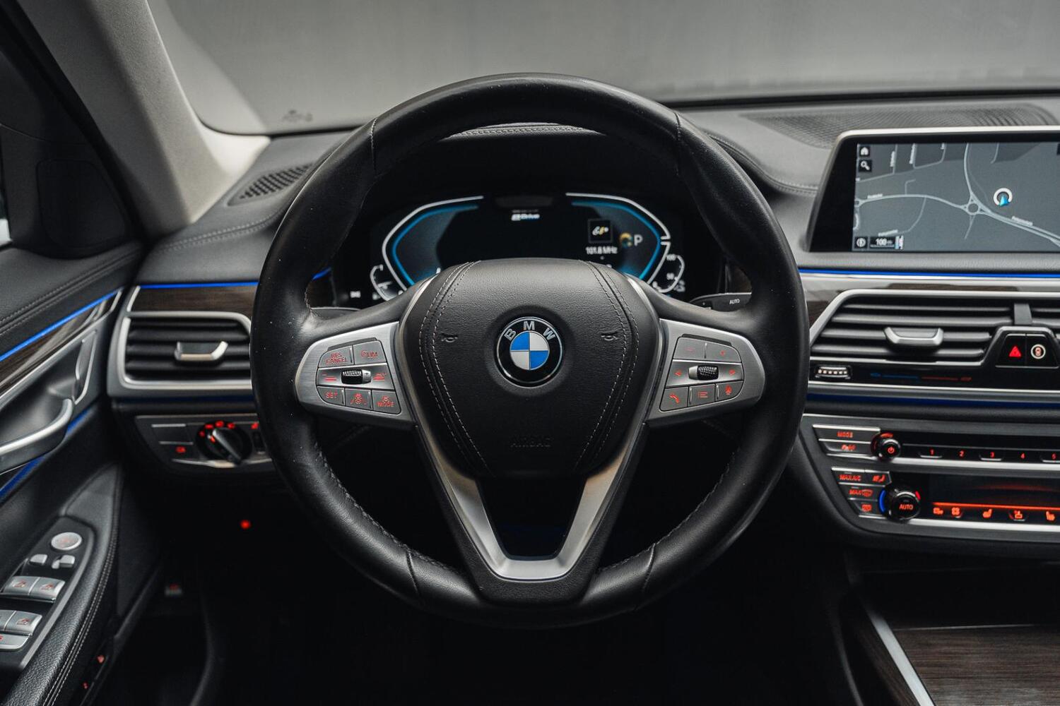 BMW 745 vaihtoauto