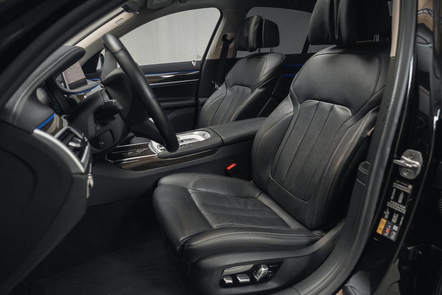 BMW 745 vaihtoauto