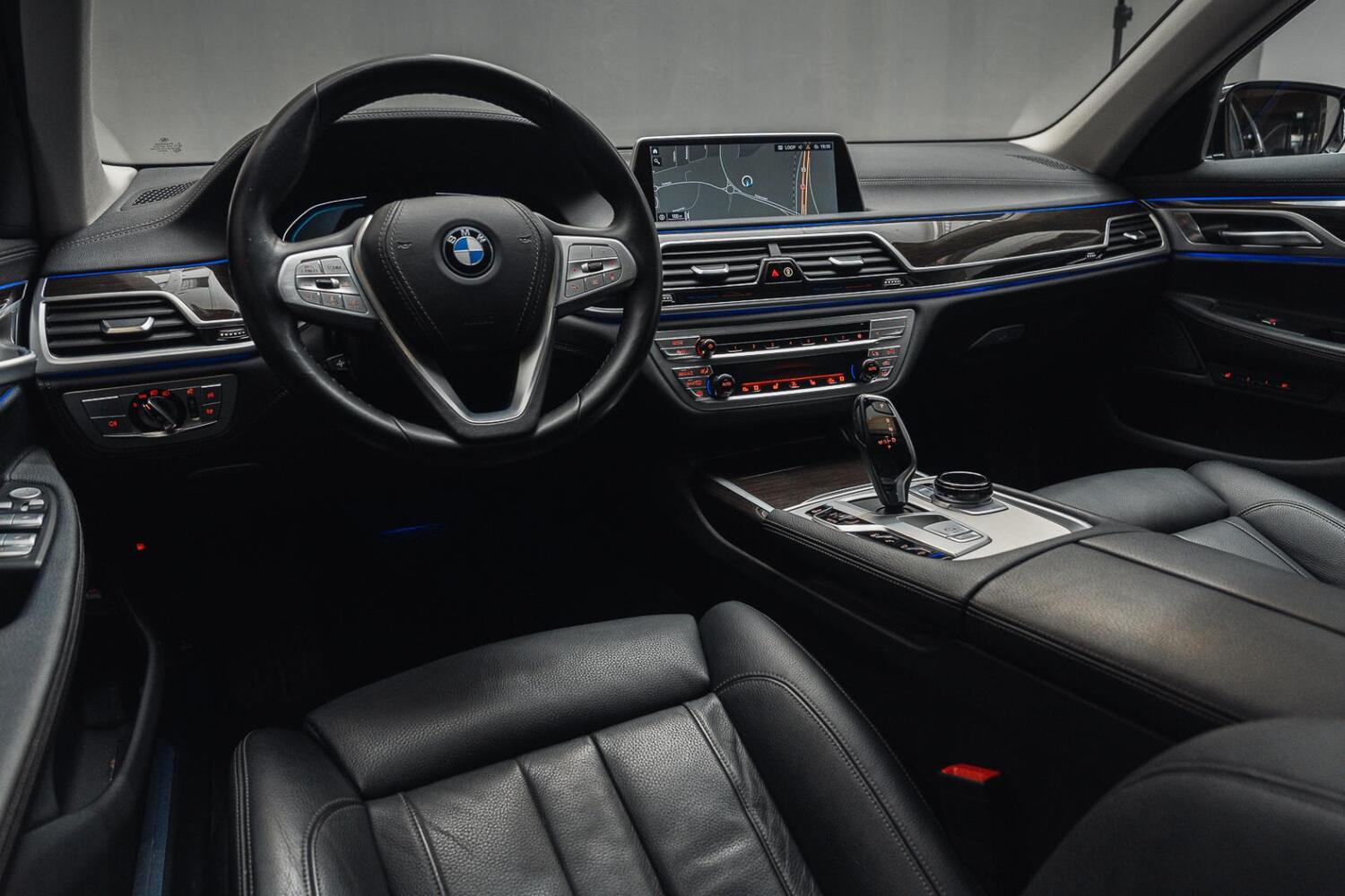 BMW 745 vaihtoauto