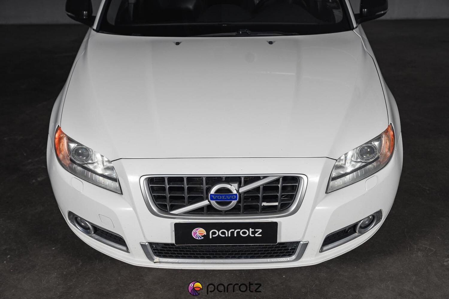 Volvo V70 vaihtoauto