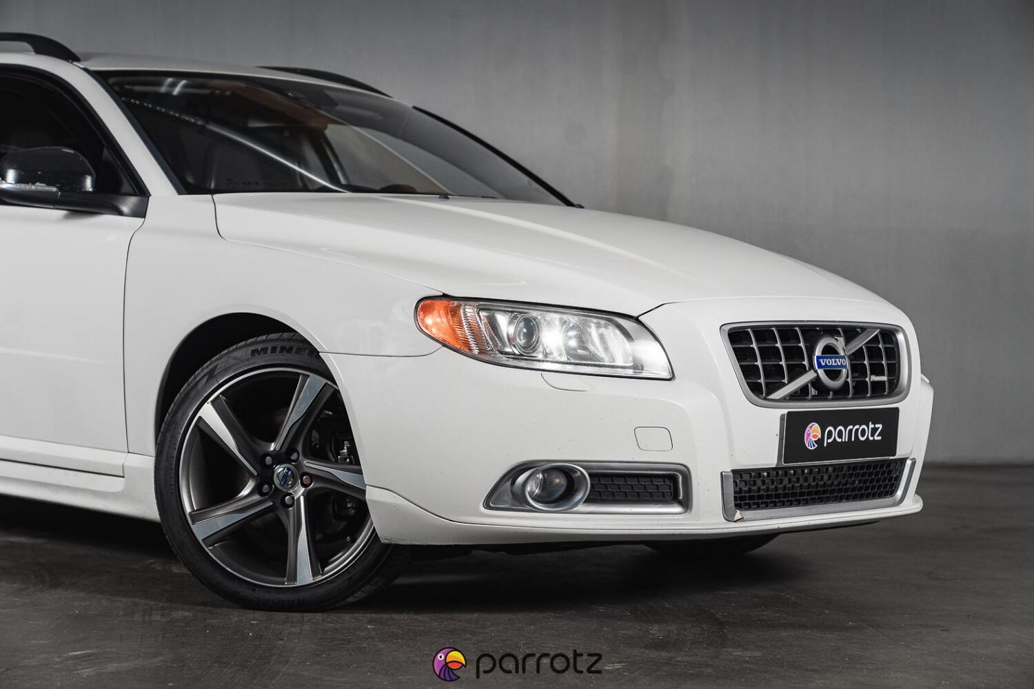 Volvo V70 vaihtoauto