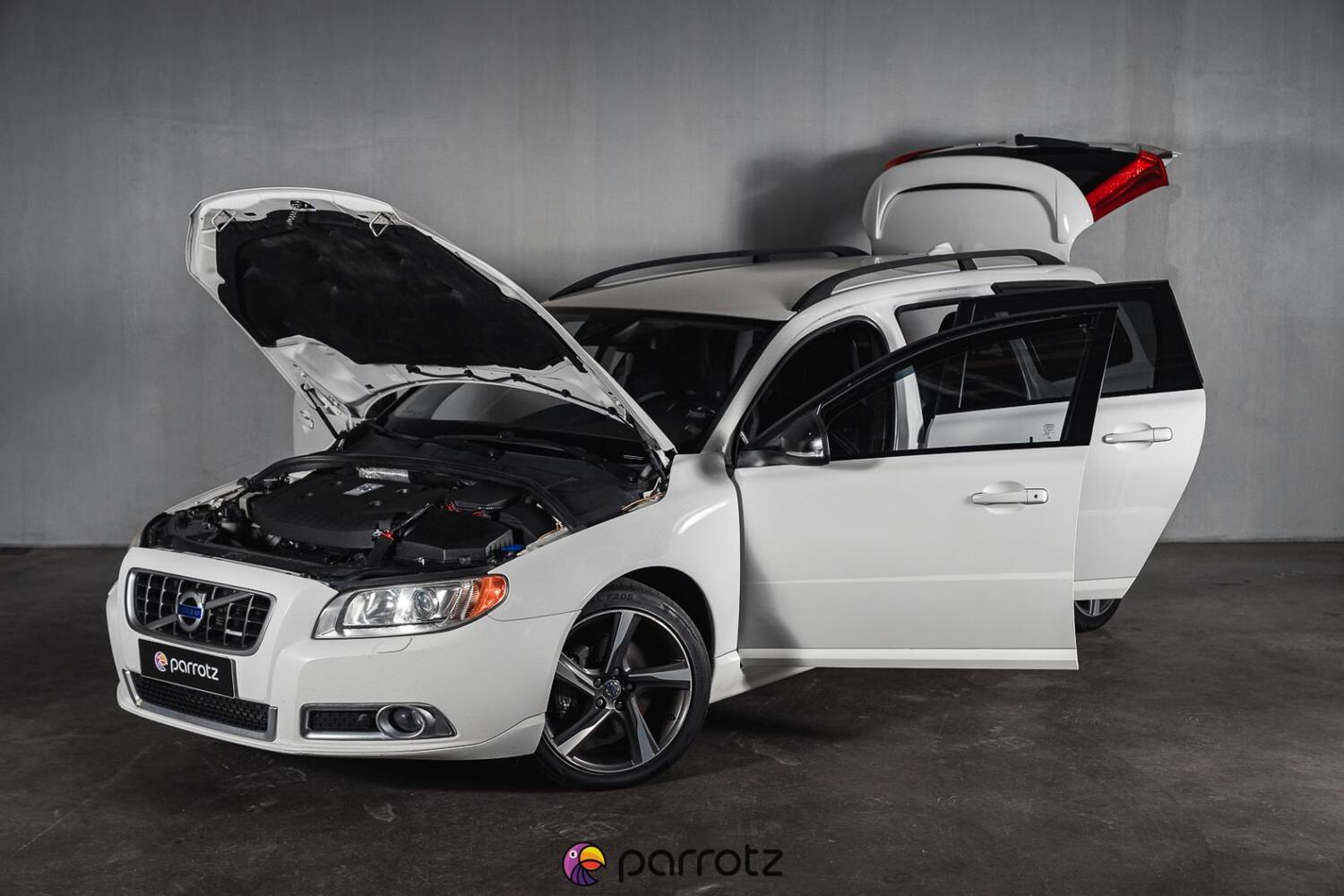 Volvo V70 vaihtoauto