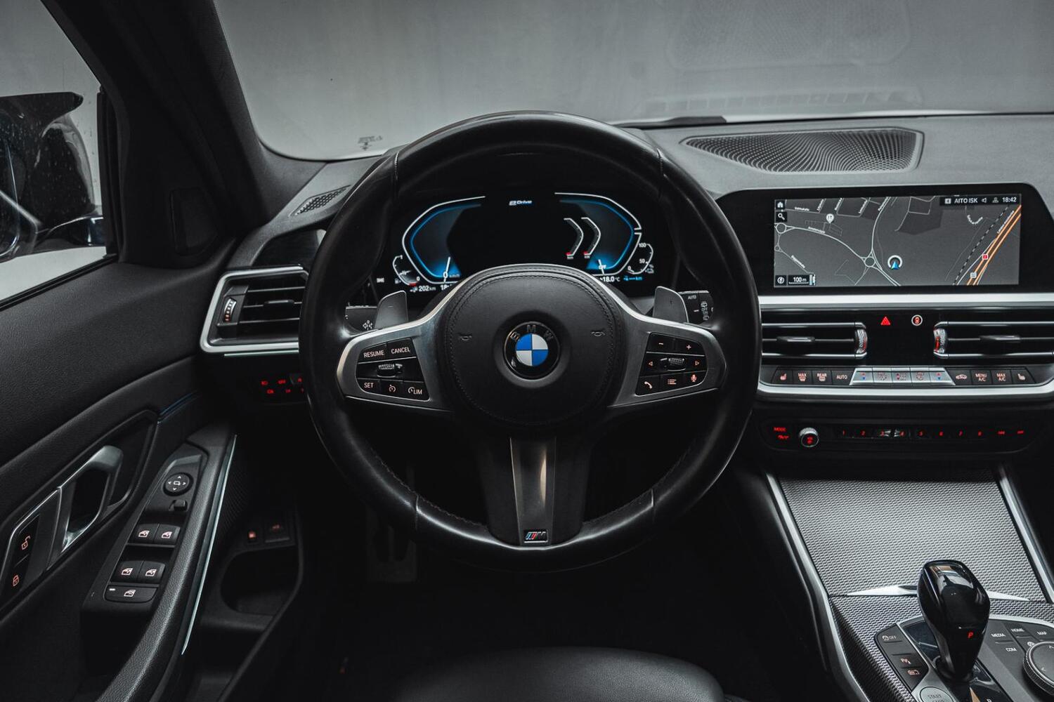 BMW 330 vaihtoauto